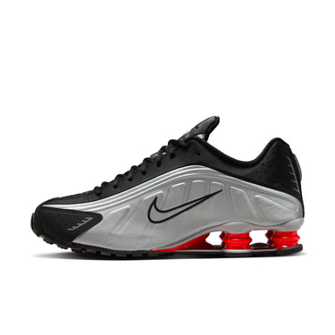 Shox R4 Black and Metallic Silver